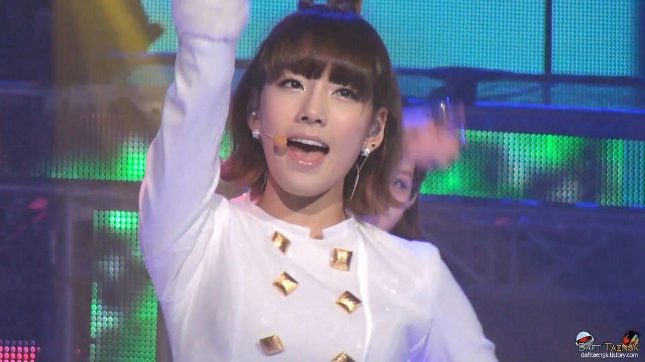 2010/12/15 멜론어워드 태연 - Hoot + Oh! 직캠 by DaftTaengk