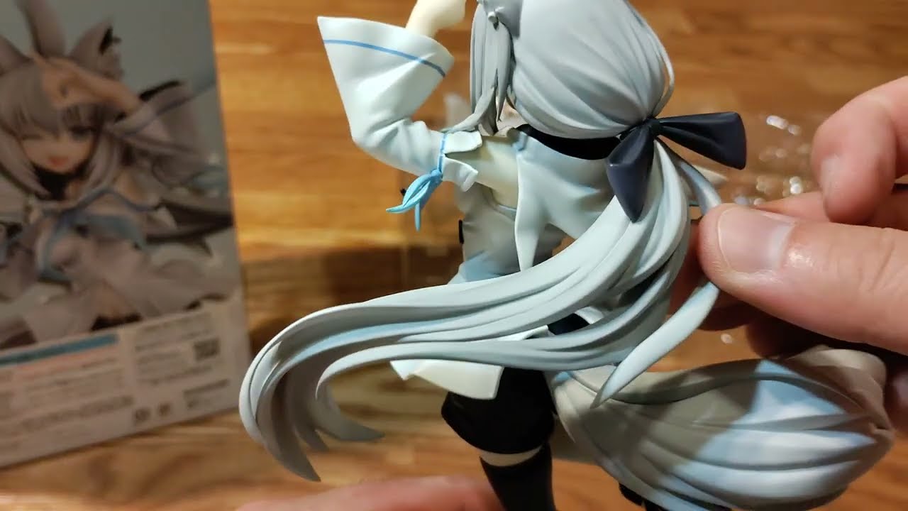 Unboxing the Shirakami Fubuki Figure!