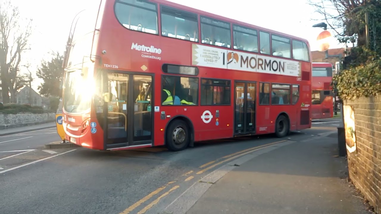LK61 BKF Metroline London Enviro 400H as a driver training vehicle 