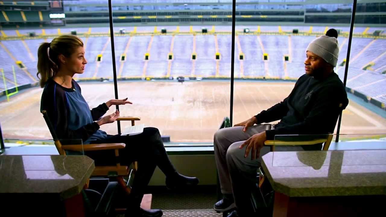 Erin Andrews interviews Randall Cobb