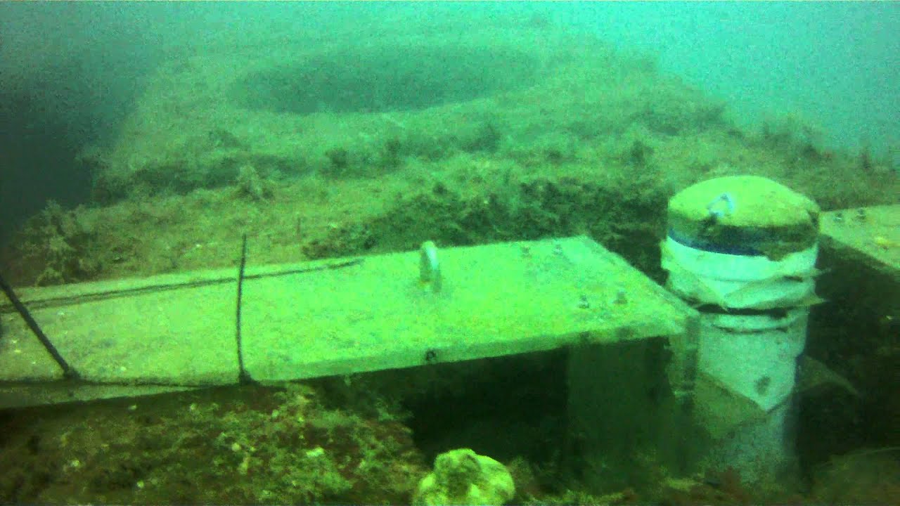 The ADCP (Acoustic Doppler Current Profiler) provides measurements of current profiling and waves.