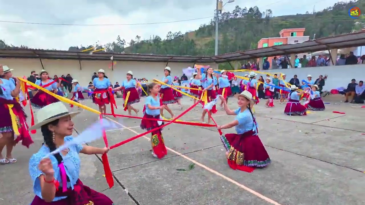 FLORERAS VIRGEN DEL ROSARIO EN BIBLICAY AZOGUES 2025