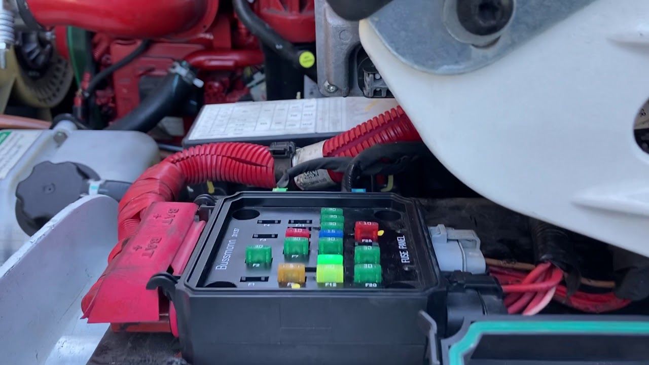 Fuse F 13 chassis module, freightliner, fuel water separator heater failure
