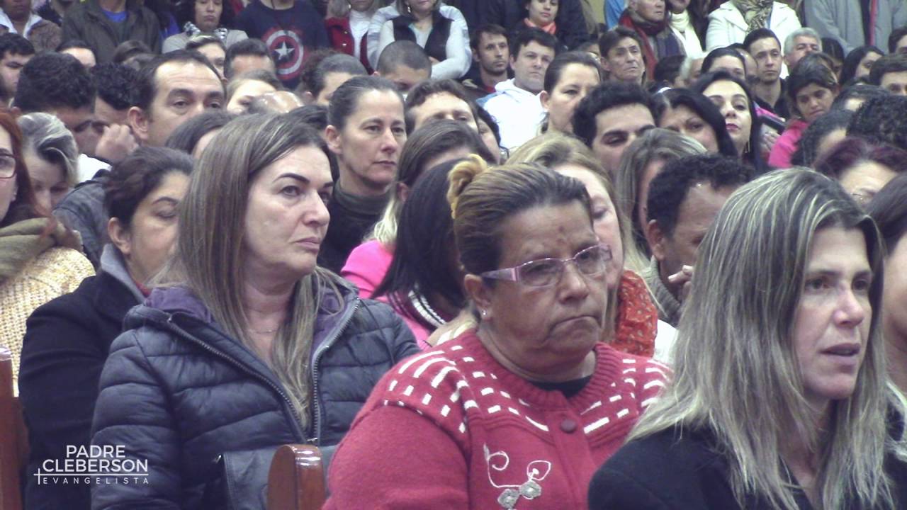 Padre Cleberson - DEUS REAGE ÀS NOSSAS ATITUDES!