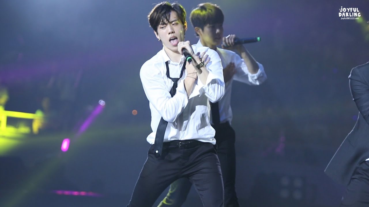 160723 Baidu Nuomi Music Festival '내꺼하자' Dongwoo ver.