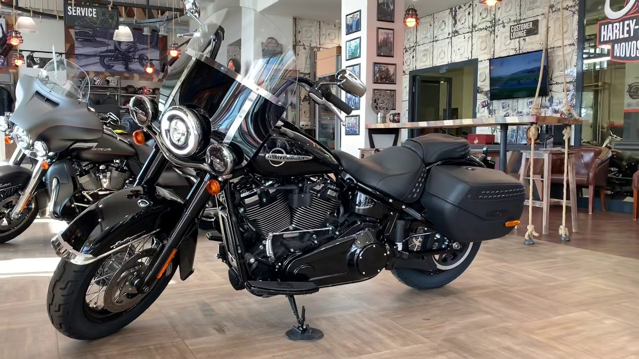 Heritage 107 Harley-Davidson 2019 vivid black