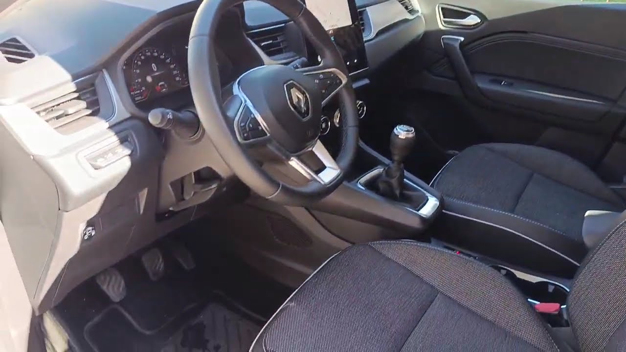 Renault Captur TCe 100 Techno Fast Track