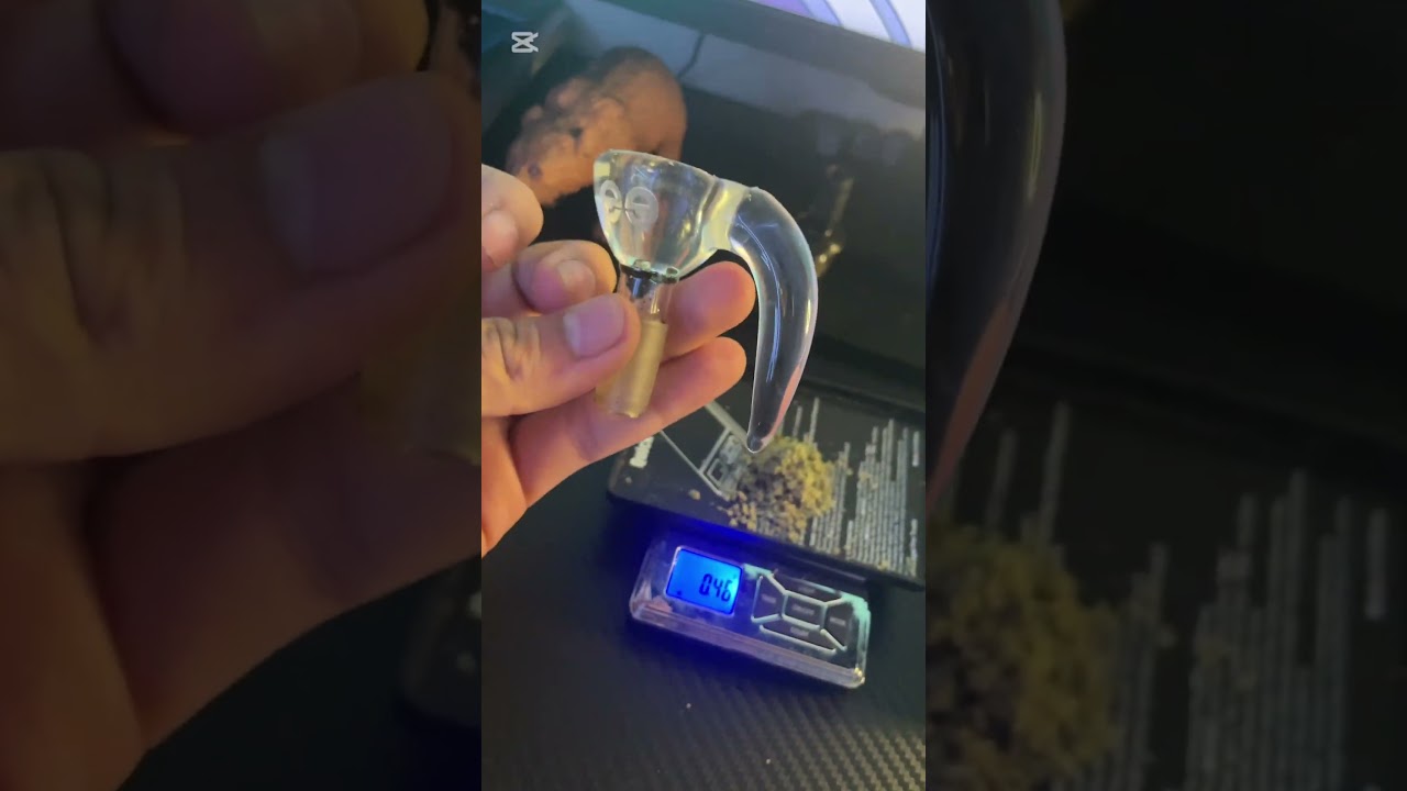 Pack a almost half gram bowl get baked for tonigh. 💯🍃 #420 #content #like