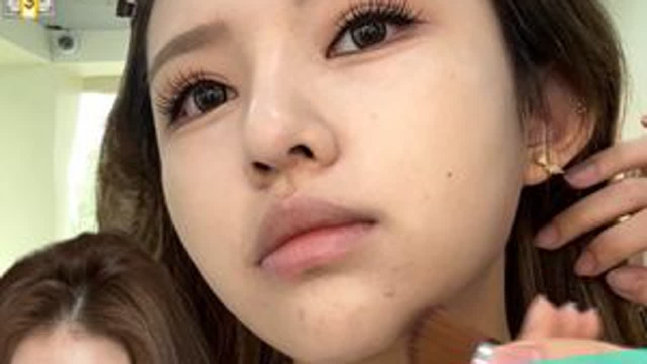 15万在小韩化亚裔韩妆🧐亚值为0？！韩味爆表…宝宝们感觉值不值😚#韩国化妆室 #亚裔韩妆 #韩妆 #妆容分享 #美妆
