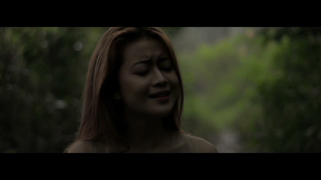 Rapuh - Agnes Monica (Cover) by ANNISA NURFAUZI