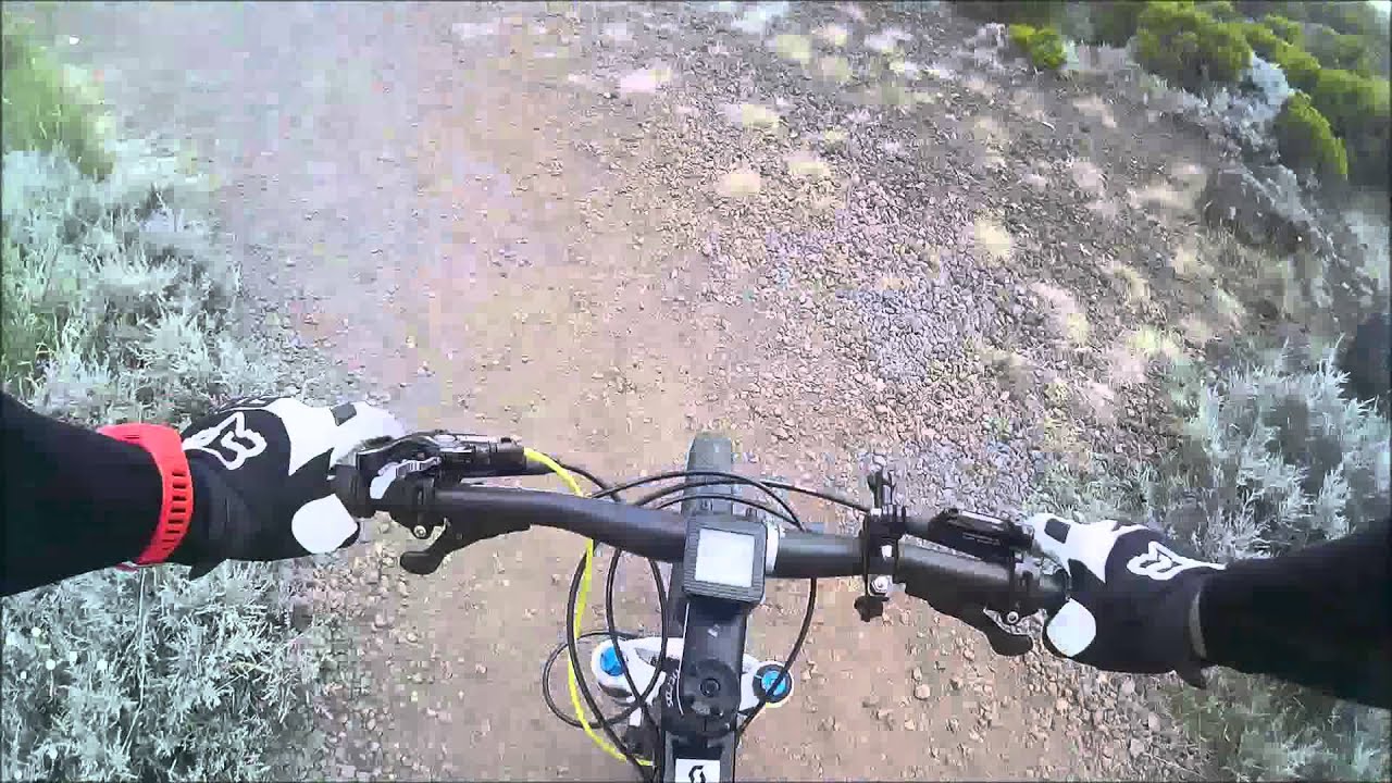 sortie vtt île de la réunion route du volcan plaine des sable pas de bellecombe