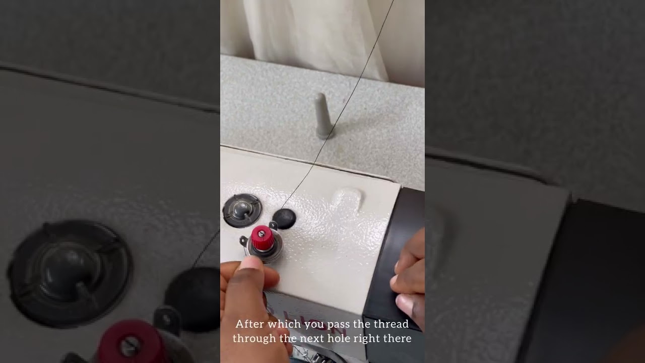 HOW TO THREAD THE BOBBIN OF AN INDUSTRIAL SEWING MACHINE