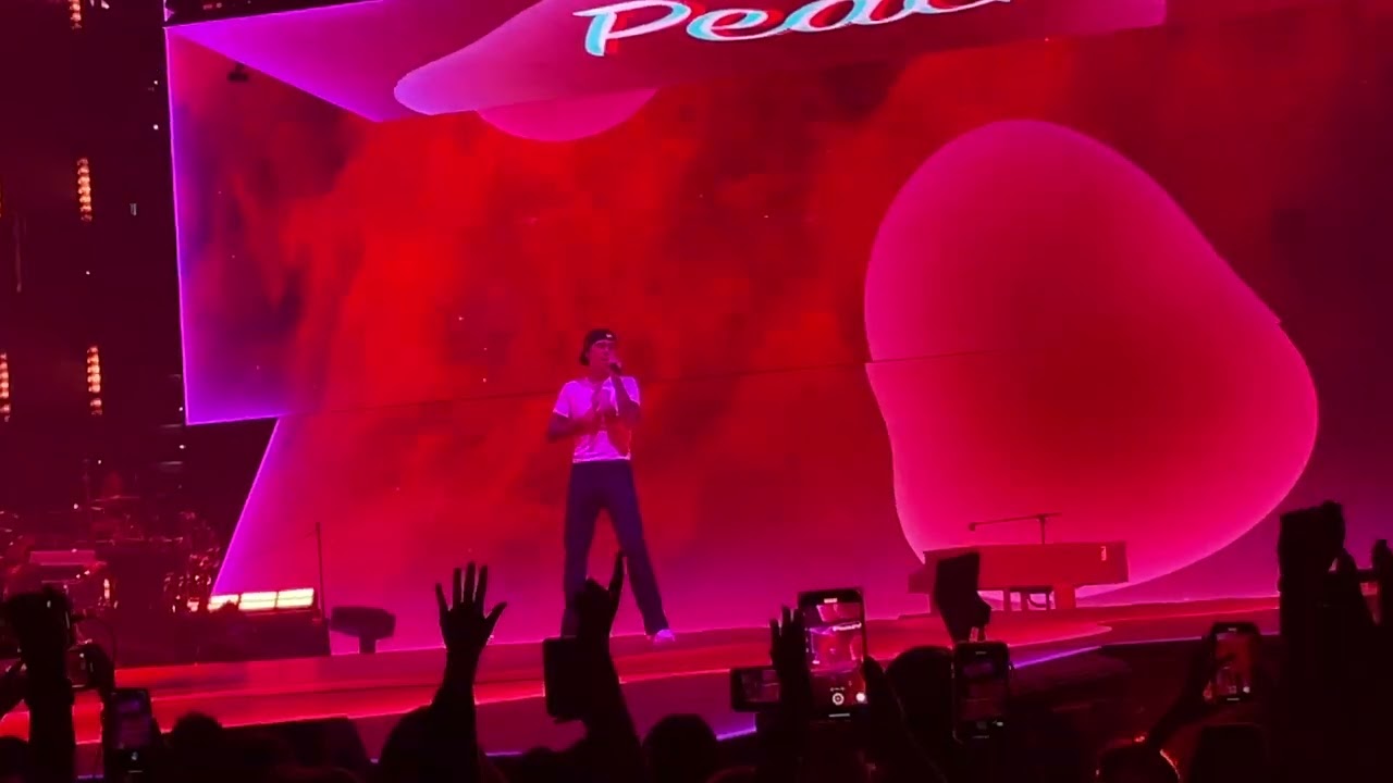 Justin Bieber - Peaches (Tampa, Florida 4-9-22)