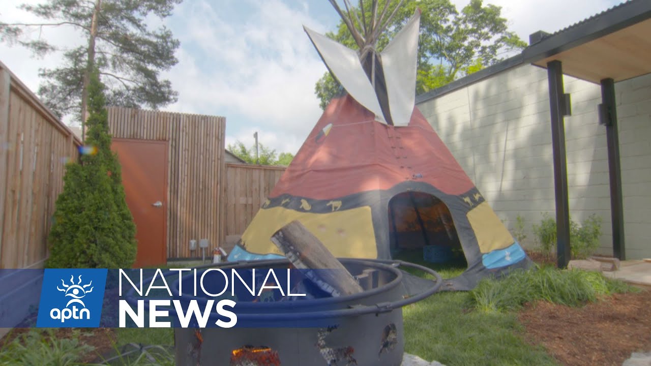 Toronto's Indigenous community now has access to more cultural programs | APTN News