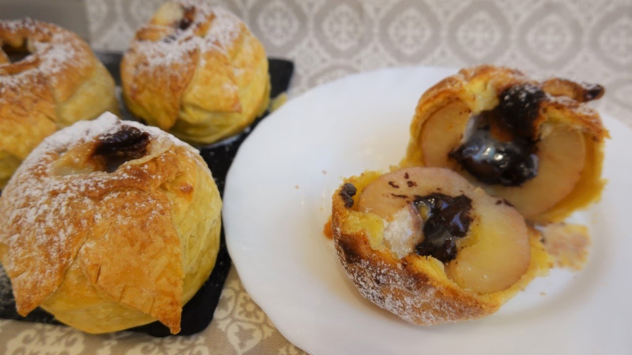 Homemade Apple Choco Lava ! Baked Apple Puff Recipe ! Easyvideo