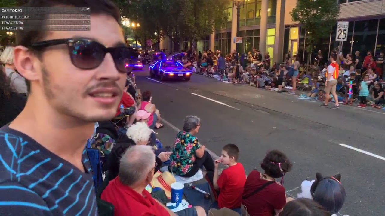 Rose Festival Starlight Parade, Portland, OR