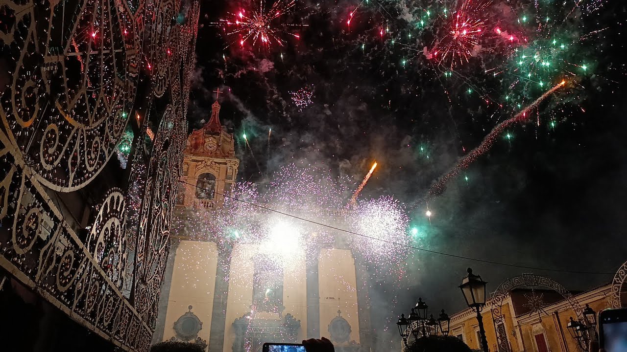 San Mauro Abate - Fuochi d'artificio della ditta F.lli Spina - 14/01/2026 Viagrande (CT)