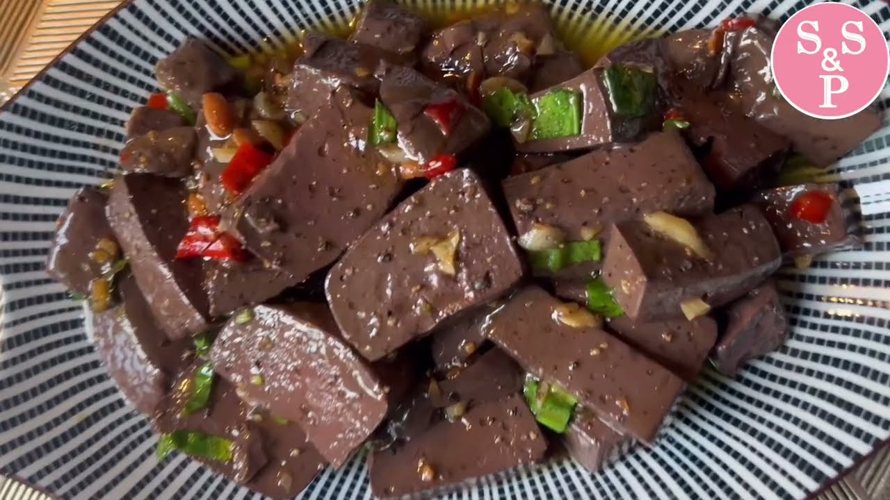 ပဲသွေးအစပ်ကြော် Spicy Chicken Blood Recipe