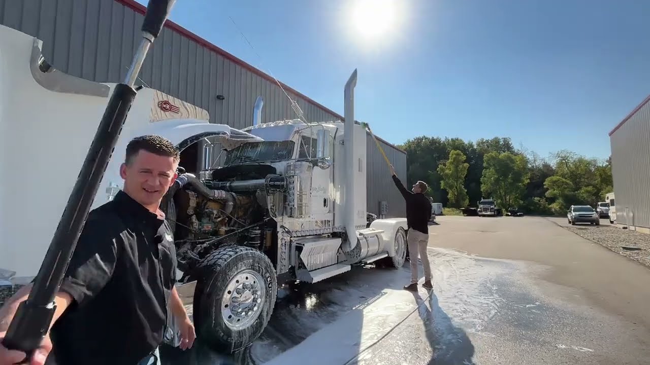 Touchless Semi Truck Wash - Best Chemical Cleaning for Trucks | Image Wash Demo