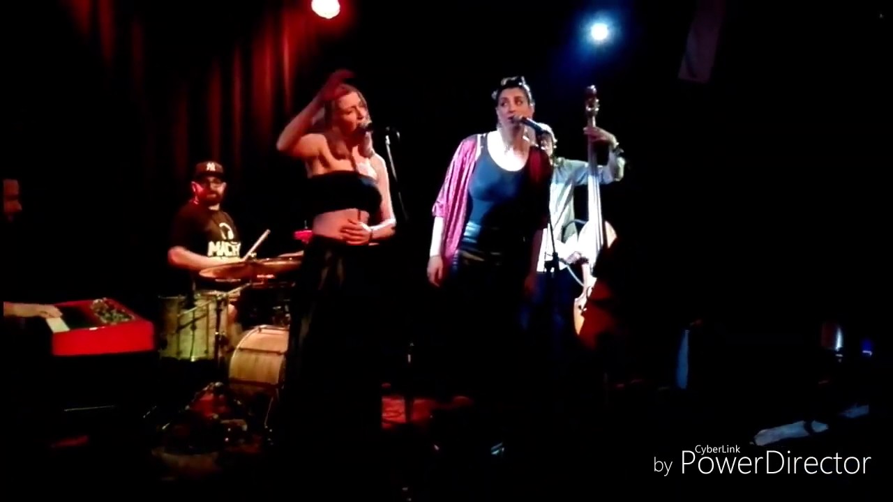 Bolla Trio feat. Giulietta & Wena - Haitian Fight Song Medley Live