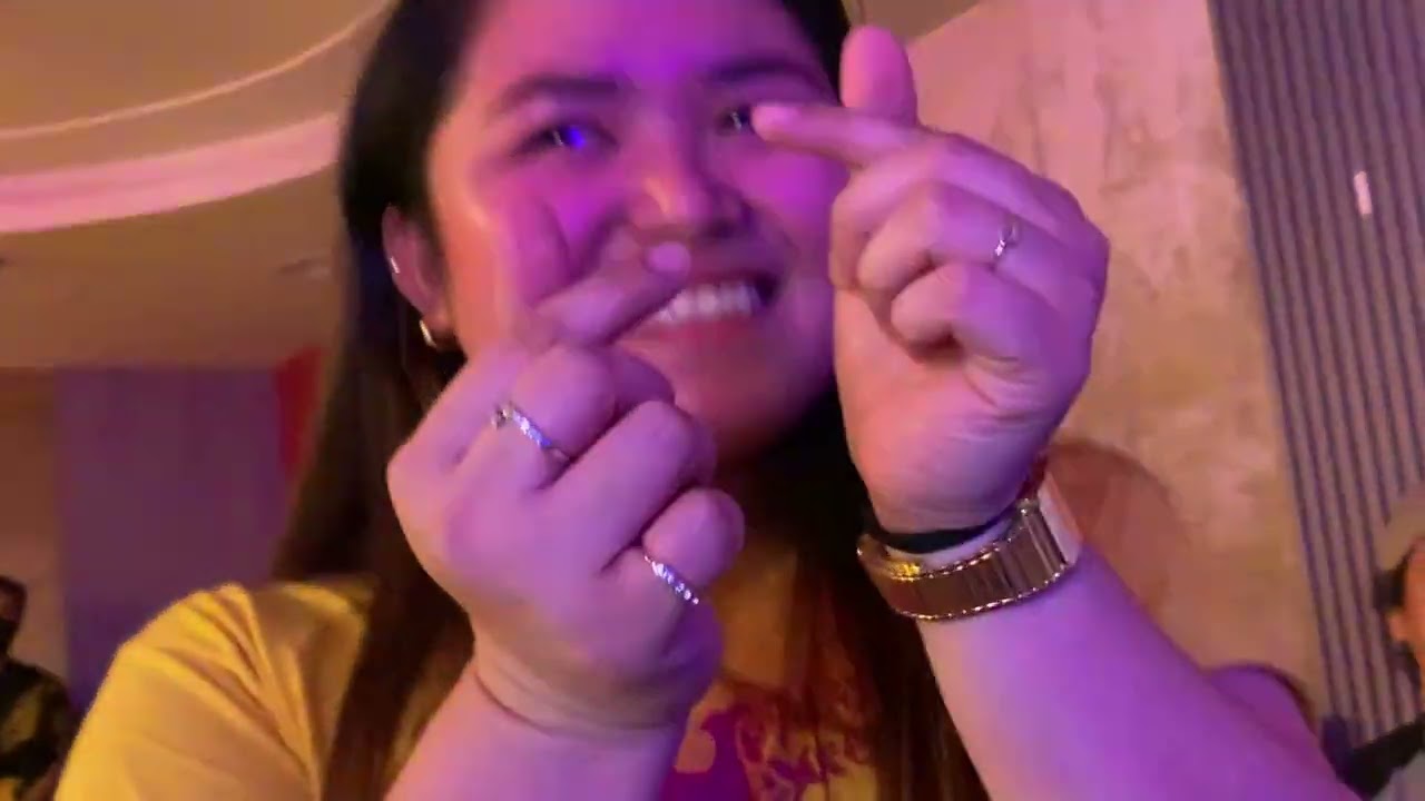 Sarah Despedida 2022 - reaction to surprise video