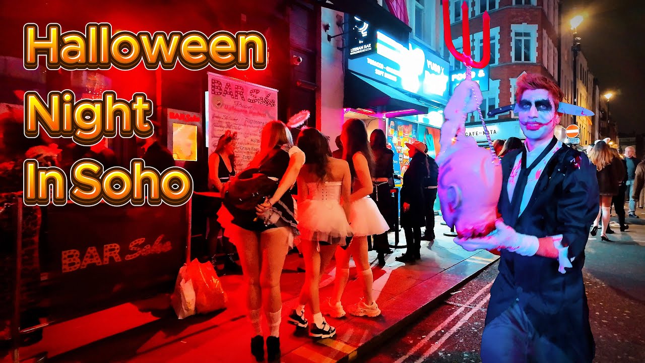 Crazy Halloween Party! | Nightlife in Soho 4K Walking Tour