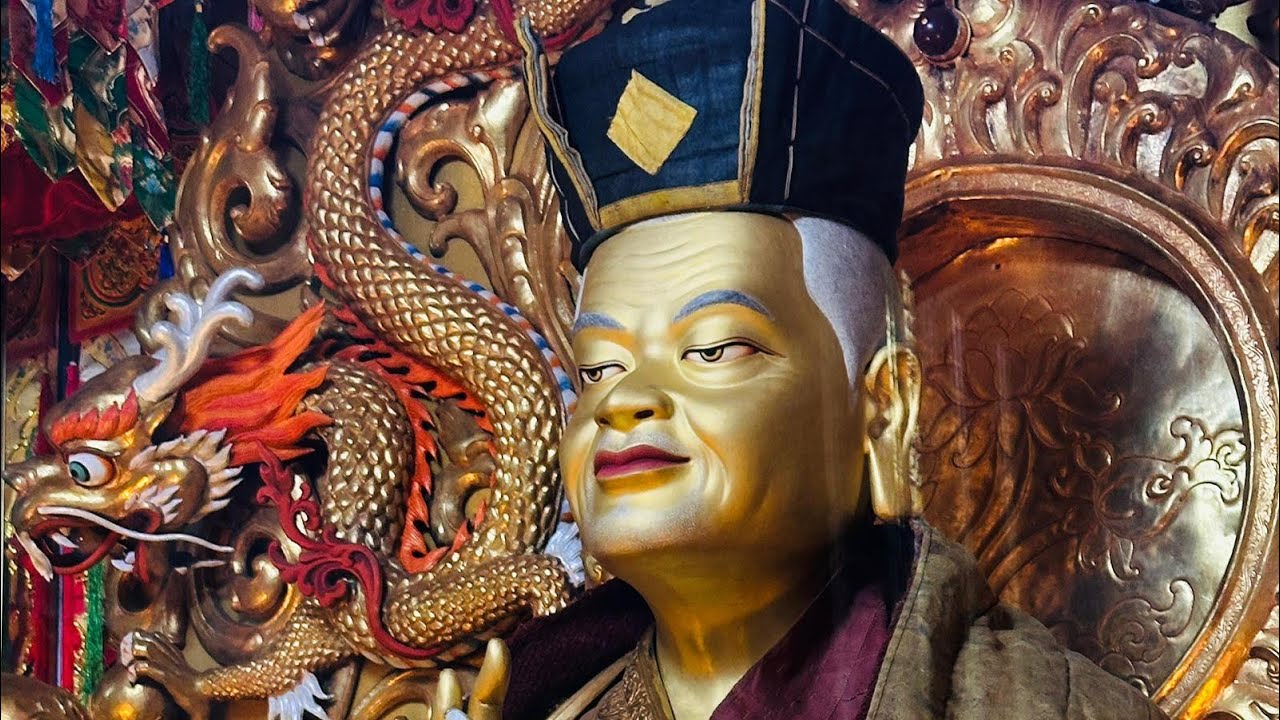1st Karmapa Dusum Khenpa’s Parinirvana day. ཀརྨ་པ་དུས་གསུམ་མཁྱེན་པའི་འདས་མཚོད། 