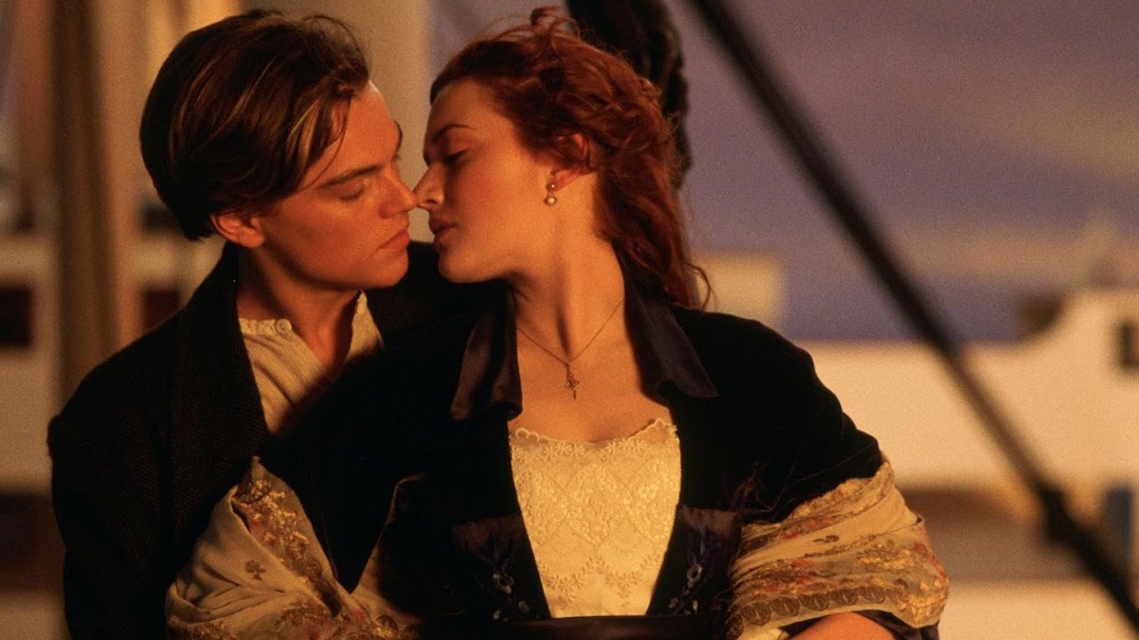 Top 10 Hottest Kissing Scenes In Movies