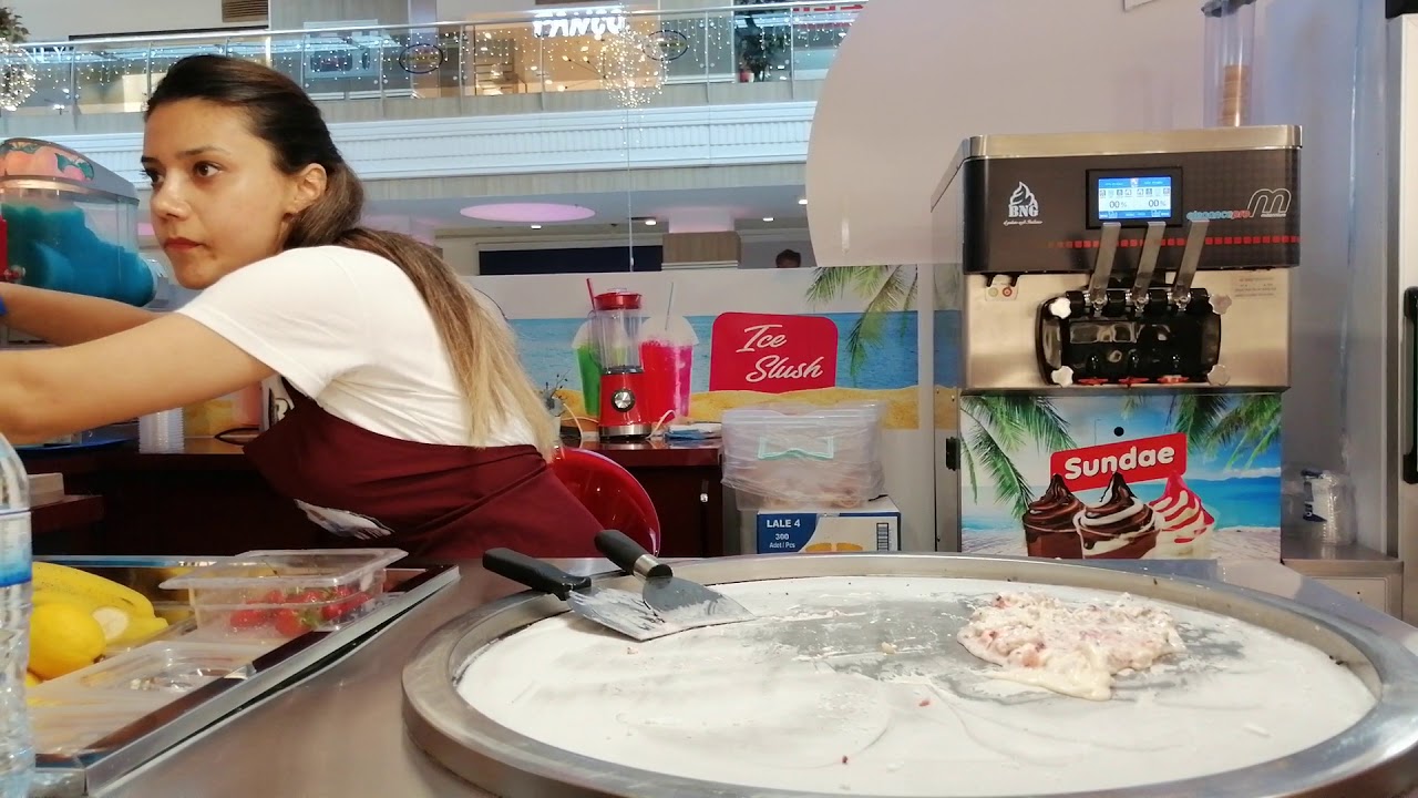 Avm gezimiz de tavada dondurma