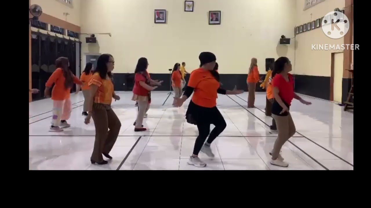Apanya Dong Line Dance//Begin er Level//Choreo :Didit Budi S (INA)//Model by LD Mom's Happy