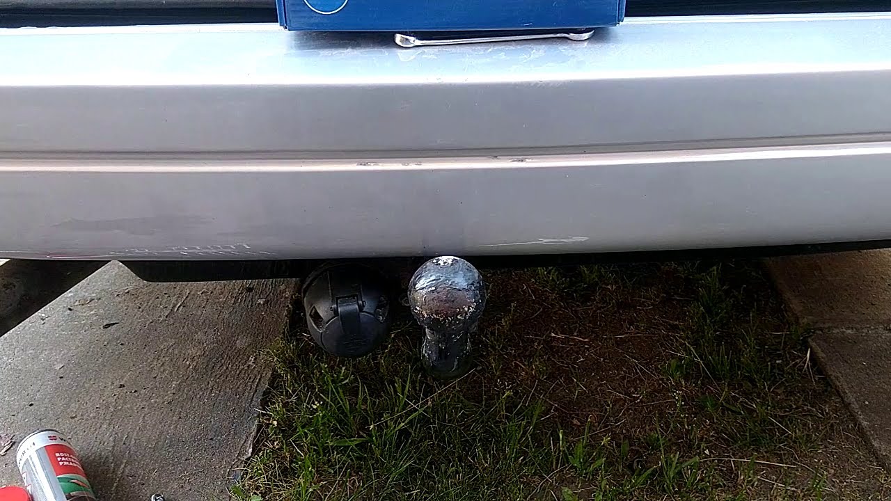 Как снять задний бампер с фаркопом Пассат Б3 / How to remove rear bumper with a tow bar passat 35i