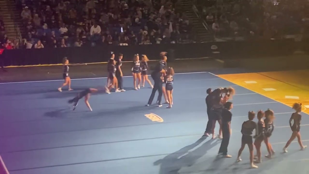 Lake Park High School Lancers Grossinger Motor Arena IHSA Cheer Finals 2024 (02.02.24)