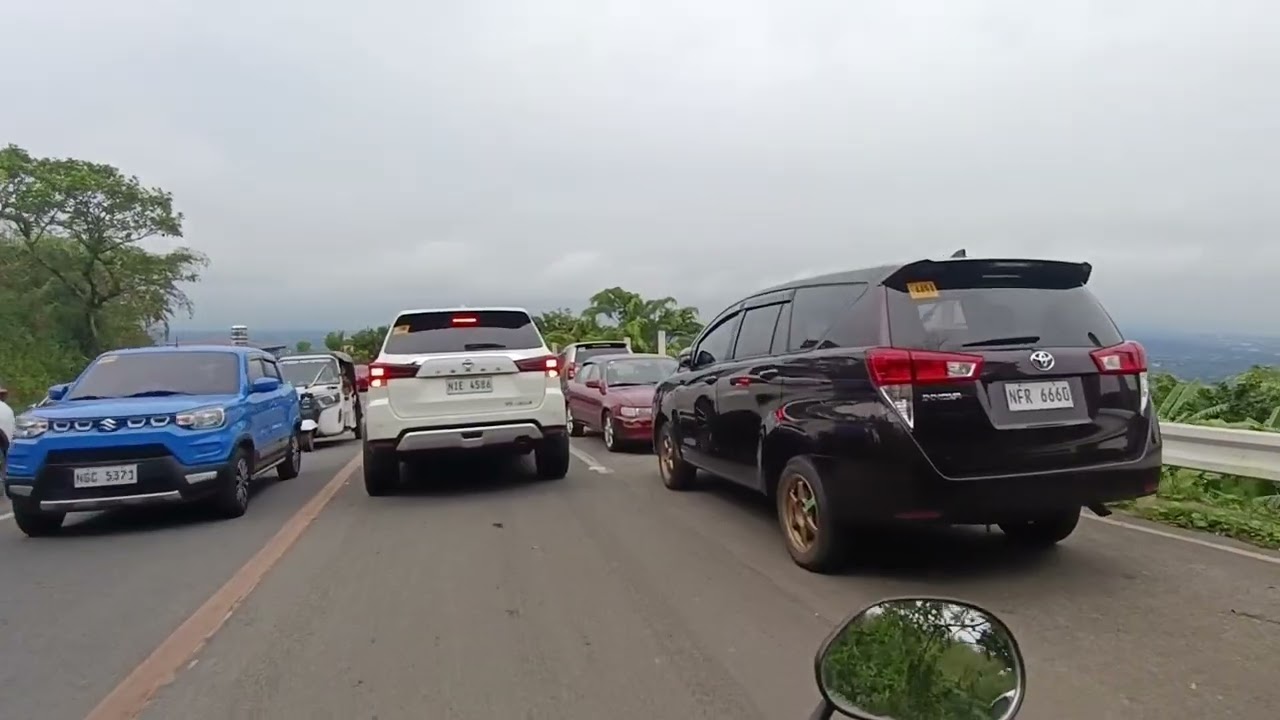 Solo Ride's Tagaytay People park in the Sky Suzuki smash Legendary 