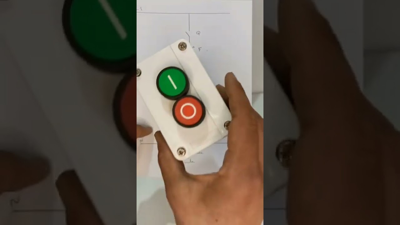 D&eacute;marrage directe d'un moteur triphas&eacute;. circuit de puissance et circuit de commande.