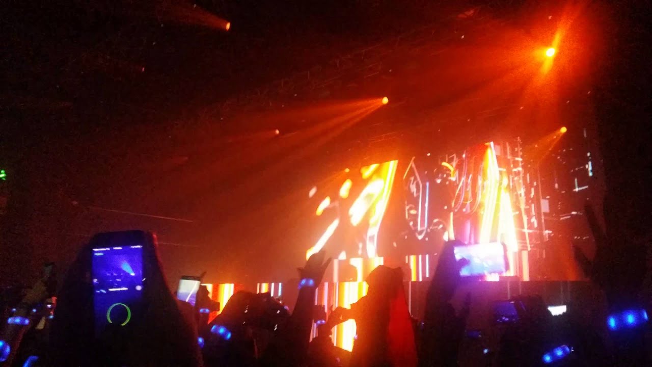 HARDWELL - Intro & Clap (Go Hardwell Or Go Home) MALAYSIA 2016 April 1th