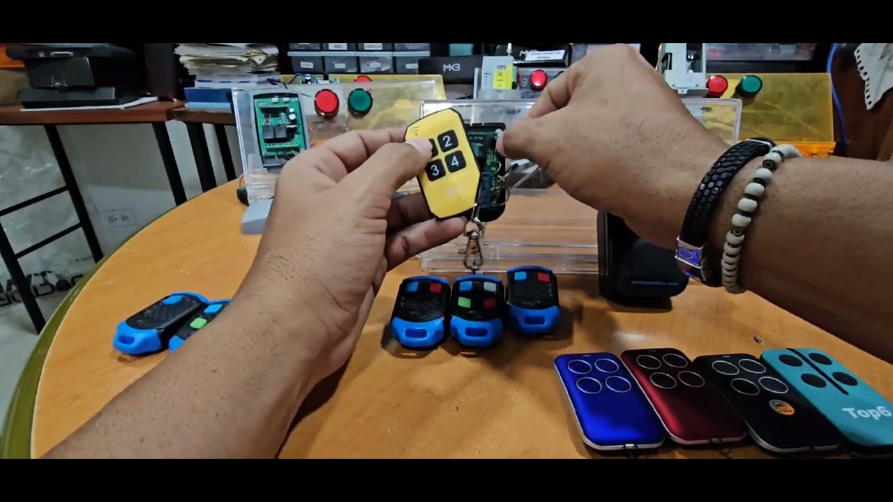 Programación y clonación controles Nova centurión AuToKeys de Venezuela 🇻🇪 +58 414 4337956