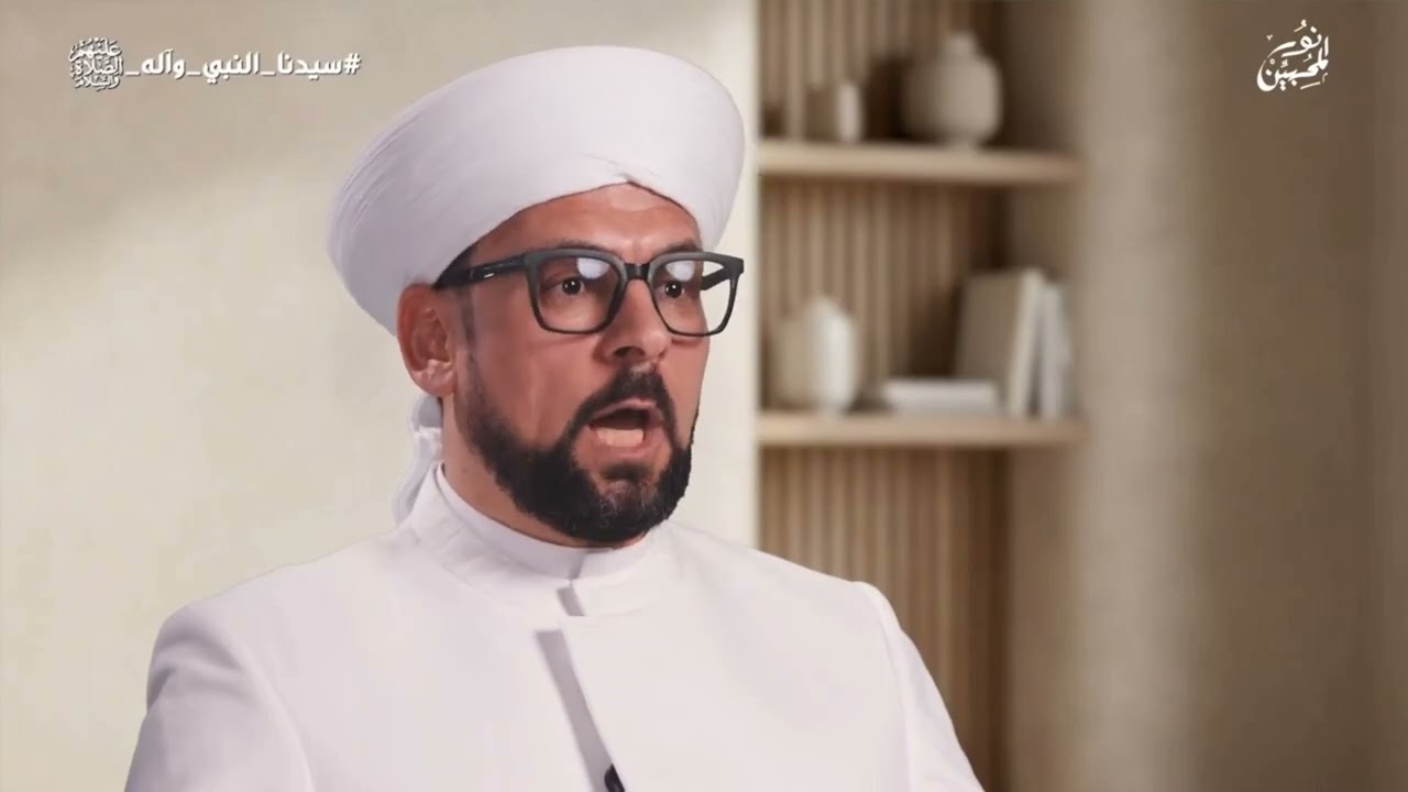 من نورِ آلِ البيت يبدأ سلوكُ العارفين إلى حضرة اللّٰـه