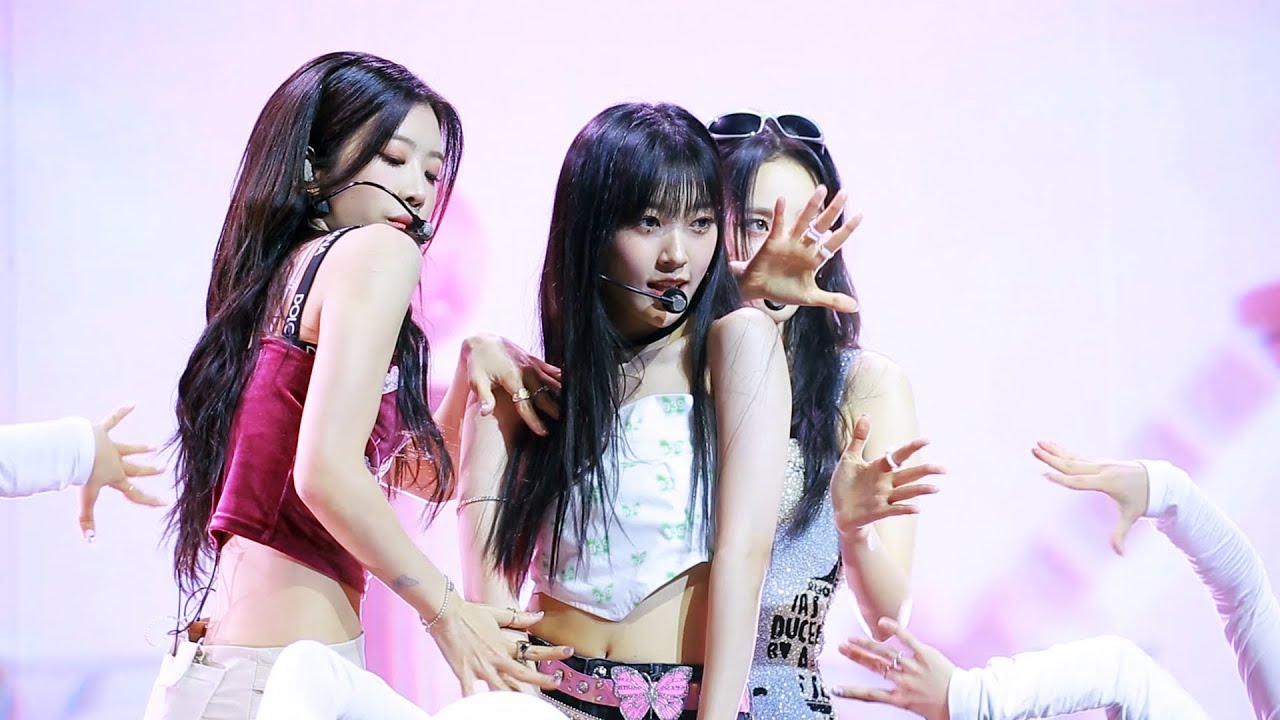 230712 Version Up Showcase - Sweet Crazy Love 최리 focus.