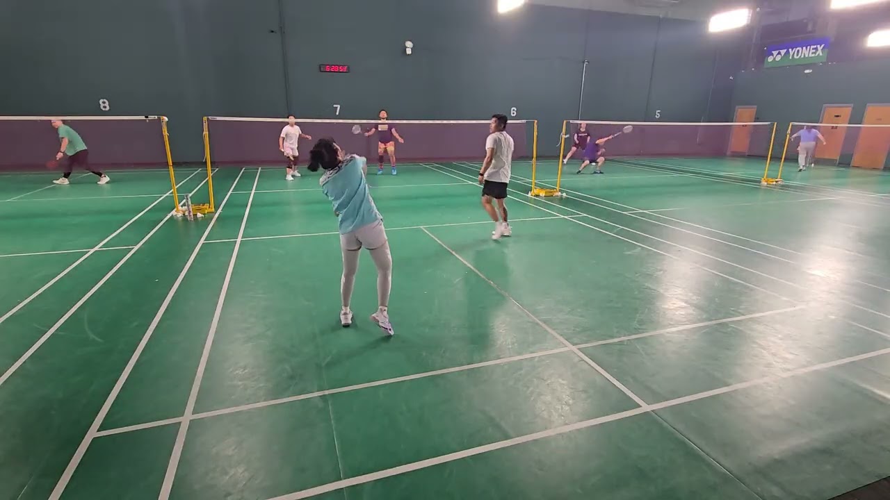 Des/Jeriko vs Bea/Axel