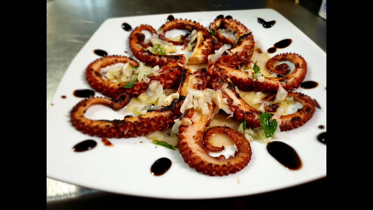 Tentacoli di polipo grigliati  #Marina cucina  lascia un like 👍
