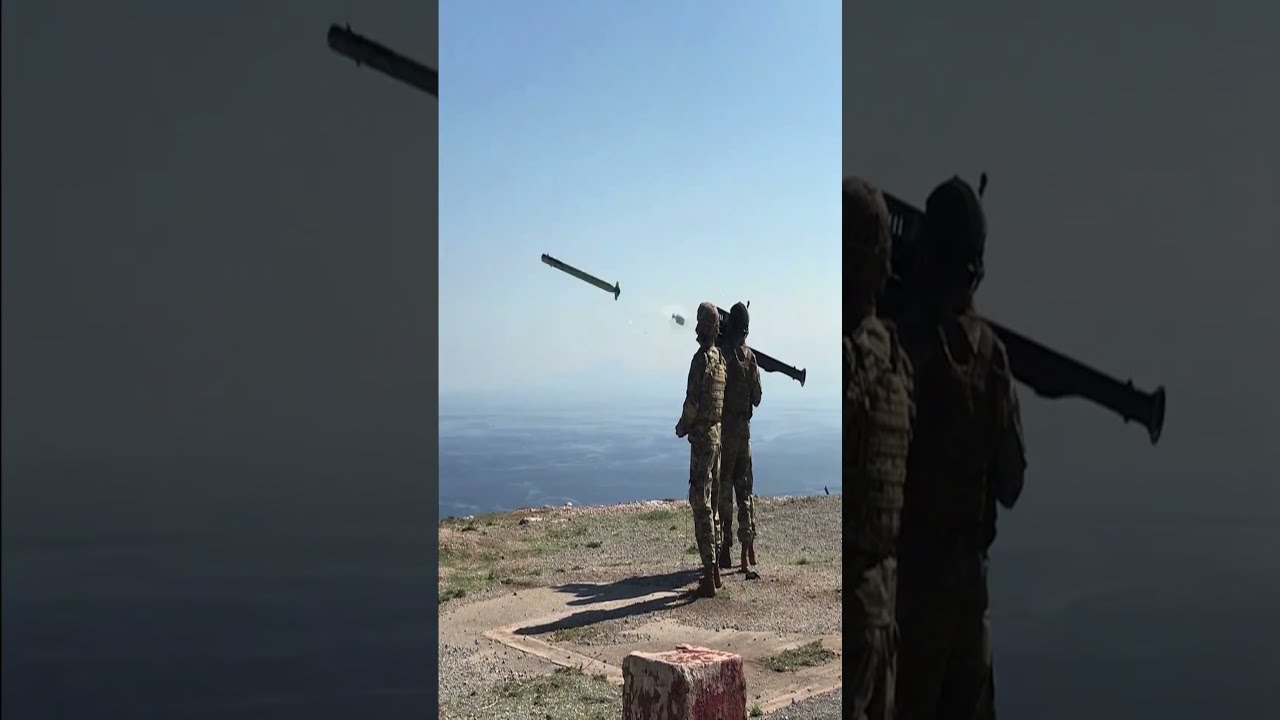 This Is How an FIM-92 Stinger Missile Is Fired #MilitaryTechnology #AirDefense