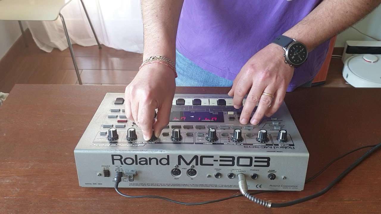 Live quarantine session - EP 3 - Roland MC-303