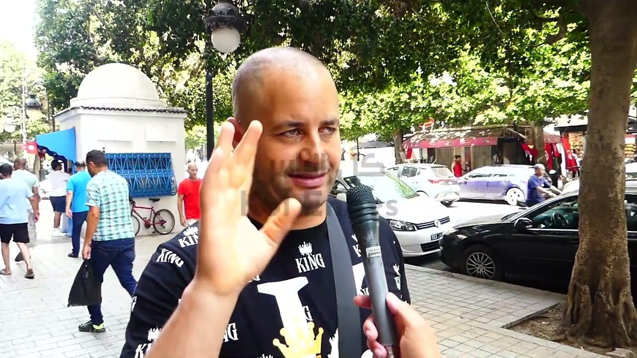 يحكو على الحار-قين بالكذب يرقدو البرا و يأكلو من الزبلة ، الكلو غيرة و حسد الناس الكل تعيش لباس بخير