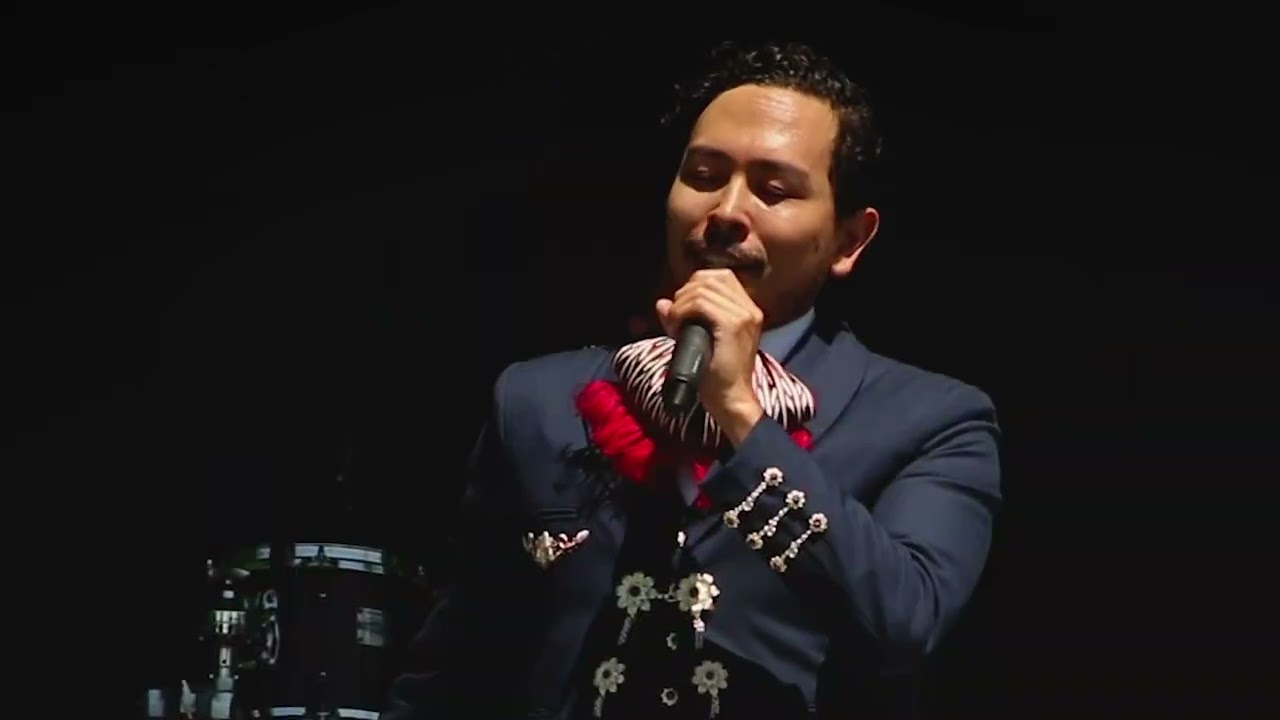 Paloma Querida, Omar Alejandro & Mariachi Tapatio