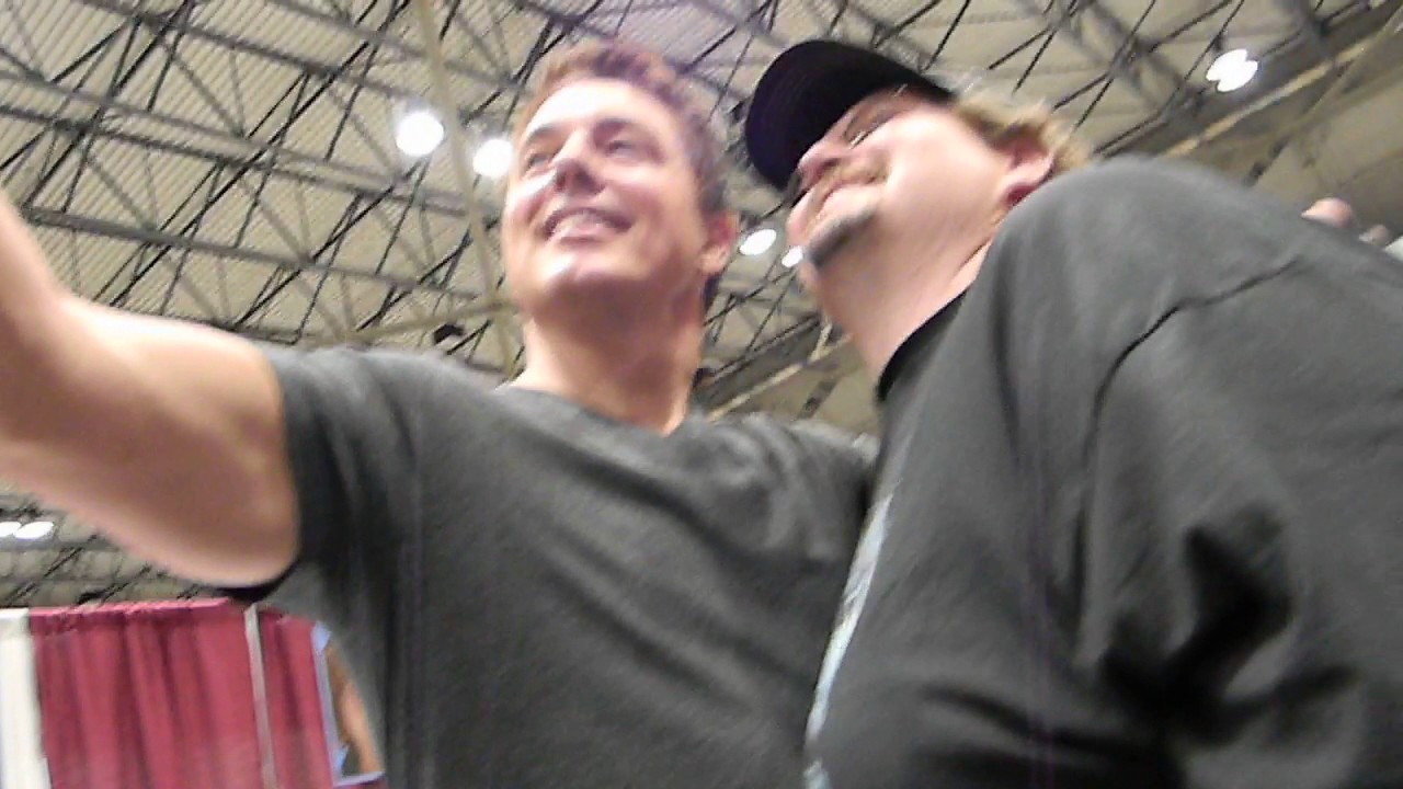 Meeting John Barrowman Planet Comicon 2017 Sun 4-30 Kansas City
