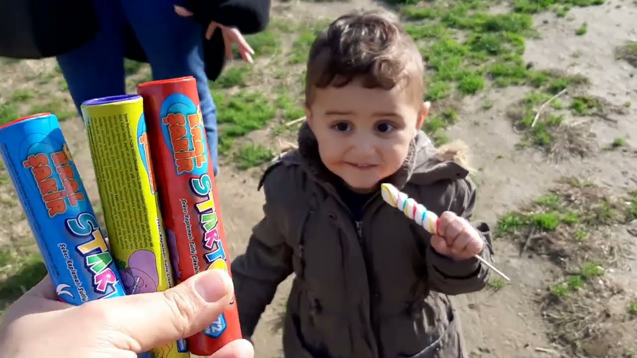 Hello neighbor yusuf emirin bonibonlarını sakladı!!