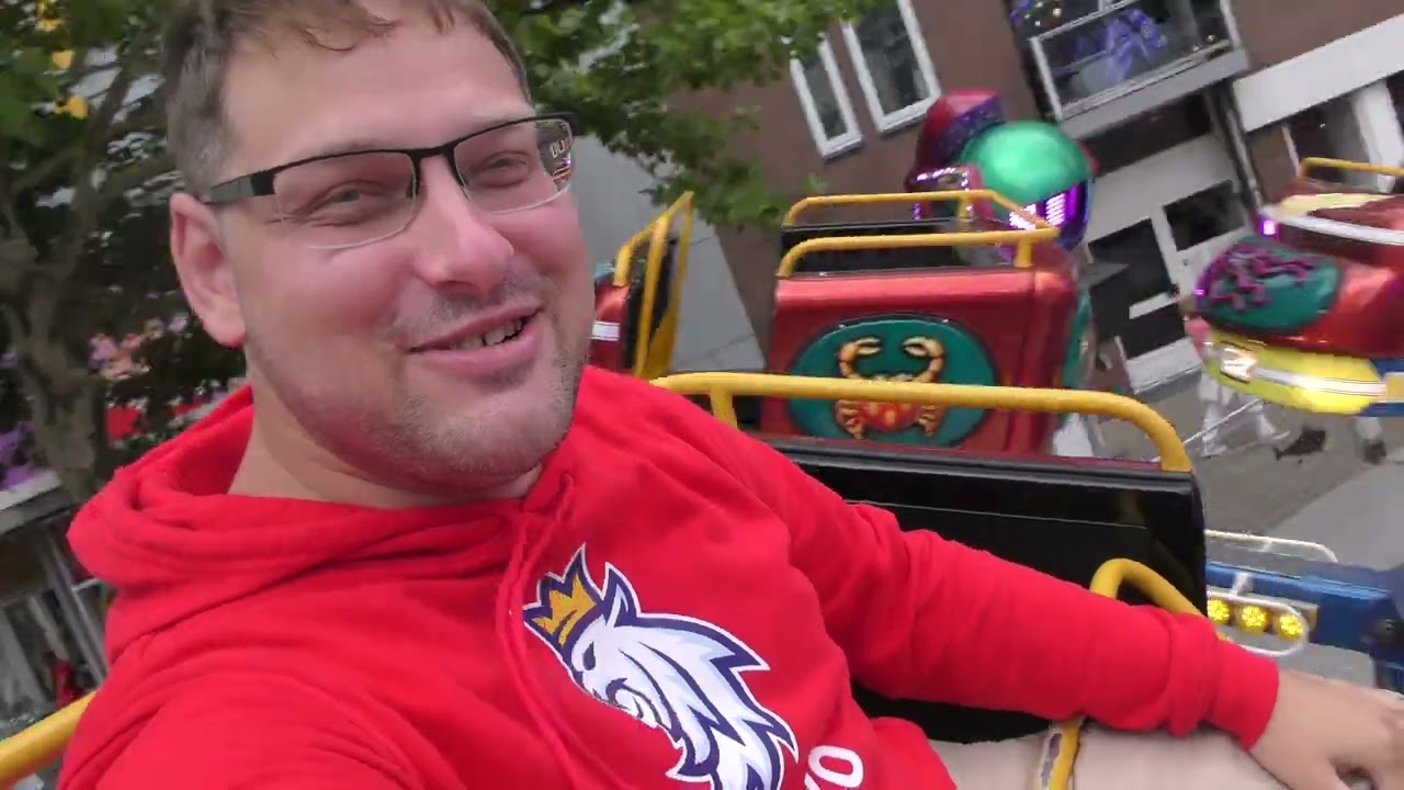 Kermis Tilburg 2025 - ATRAKCE POWER POLYP ZA JÍZDY / ATTRACTION POWER POLYP ON-RIDE
