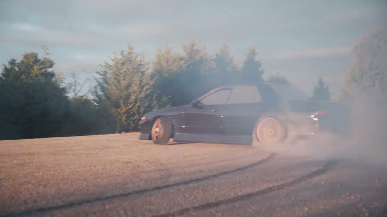 Modified Nissan Skyline GTR in Autumn — 4K Cinematic Drive