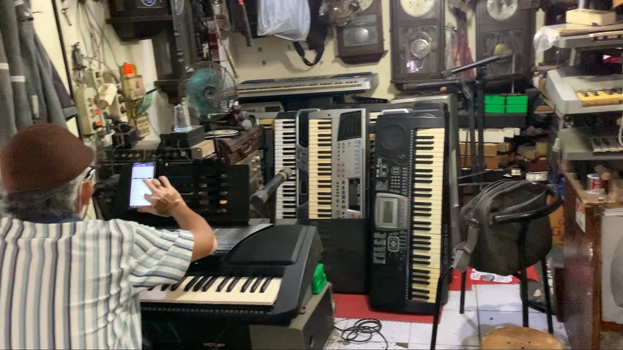Pasar Klitikan Notoharjo Solo bagian belakang