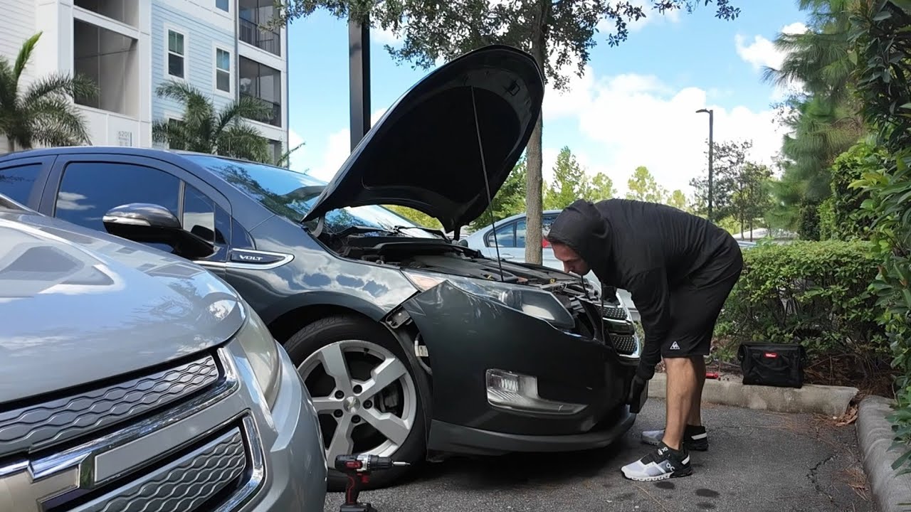 Chevrolet Volt 2011-2014 ► Removing front bumper ► Replacing Headlights Assembly